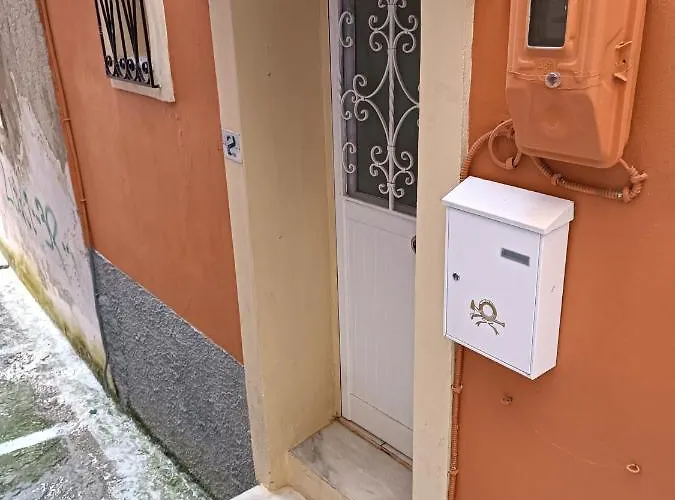 Two-Storey Maisonette Next To The Port