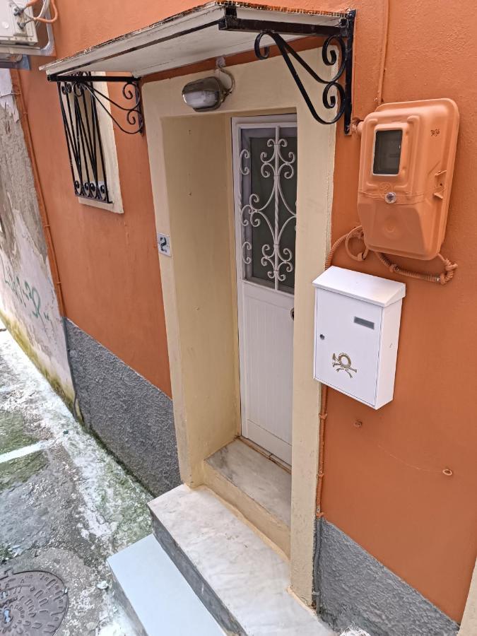 Two-storey Maisonette Next To The Port * Mantouki